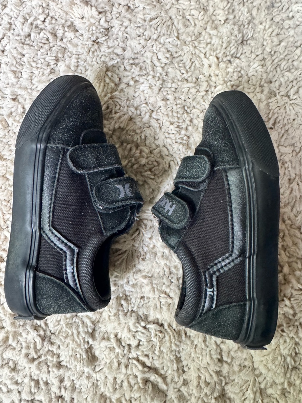 Hurley Kids Black Velcro Sneakers, 8.0